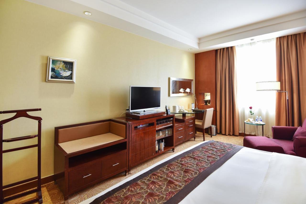 Guangxi Wharton International Hotel Nanning Zewnętrze zdjęcie